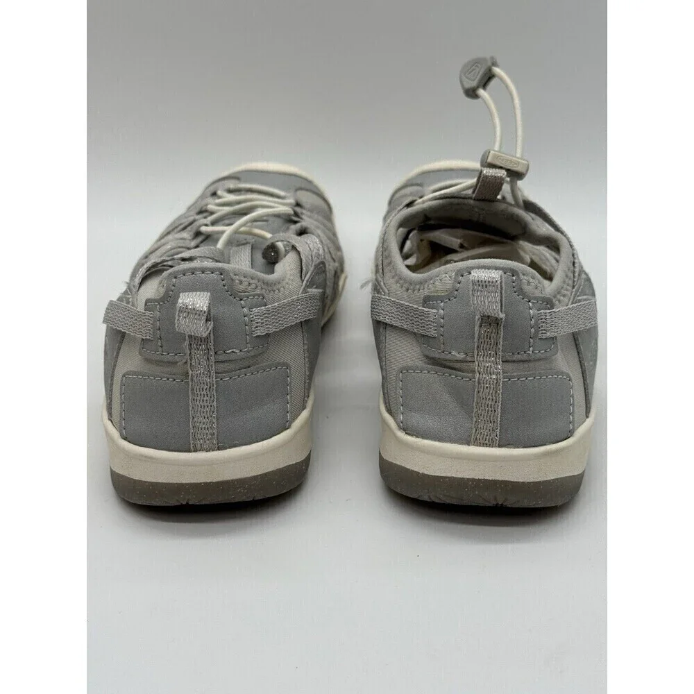 KEEN silver glitter moxie sandals water shoes kids size 3